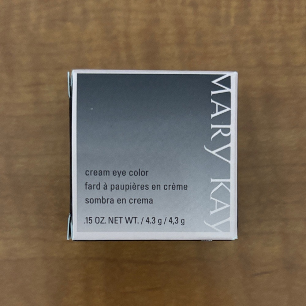 Mary Kay Gray Cream Eye Shadow